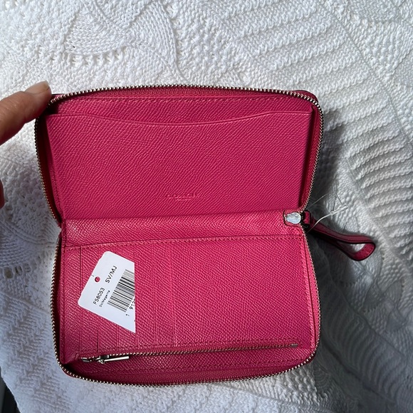 NWT Coach Wallet - Picture 4 of 5